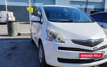 Toyota Ractis I, 2009 год, 456 000 рублей, 2 фотография