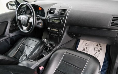 Toyota Avensis III рестайлинг, 2010 год, 1 229 000 рублей, 13 фотография