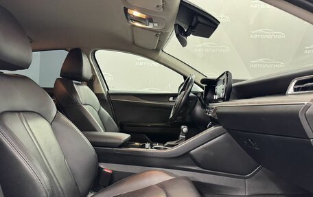 KIA K5, 2021 год, 2 750 000 рублей, 18 фотография