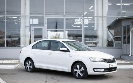 Skoda Rapid I, 2014 год, 830 000 рублей, 5 фотография
