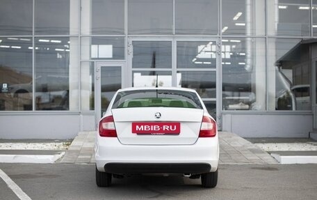 Skoda Rapid I, 2014 год, 830 000 рублей, 4 фотография