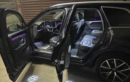 Volkswagen Touareg III, 2021 год, 6 990 000 рублей, 25 фотография