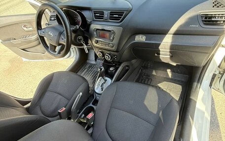 KIA Rio III рестайлинг, 2013 год, 823 000 рублей, 6 фотография