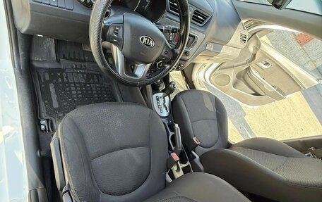 KIA Rio III рестайлинг, 2013 год, 823 000 рублей, 8 фотография