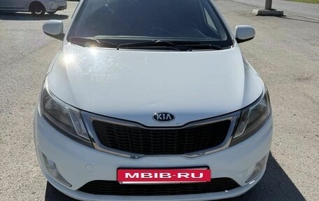 KIA Rio III рестайлинг, 2013 год, 823 000 рублей, 4 фотография
