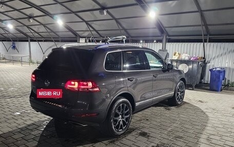Volkswagen Touareg III, 2012 год, 1 900 000 рублей, 4 фотография