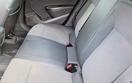 Opel Astra J, 2011 год, 600 000 рублей, 11 фотография