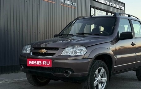 Chevrolet Niva I рестайлинг, 2015 год, 700 000 рублей, 7 фотография