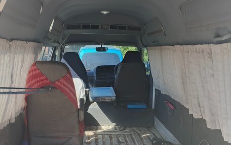 Toyota HiAce H100, 1999 год, 450 000 рублей, 6 фотография