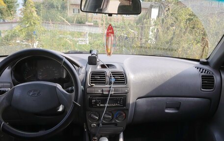 Hyundai Accent II, 2008 год, 270 000 рублей, 2 фотография