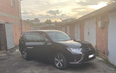 Mitsubishi Outlander III рестайлинг 3, 2018 год, 2 150 000 рублей, 1 фотография