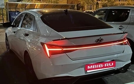Hyundai Elantra, 2022 год, 2 150 000 рублей, 14 фотография
