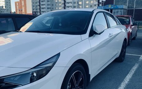 Hyundai Elantra, 2022 год, 2 150 000 рублей, 29 фотография