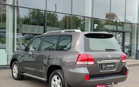 Toyota Land Cruiser 200, 2011 год, 2 990 000 рублей, 8 фотография