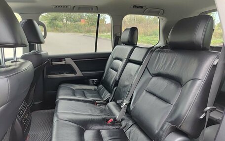 Toyota Land Cruiser 200, 2011 год, 2 990 000 рублей, 15 фотография