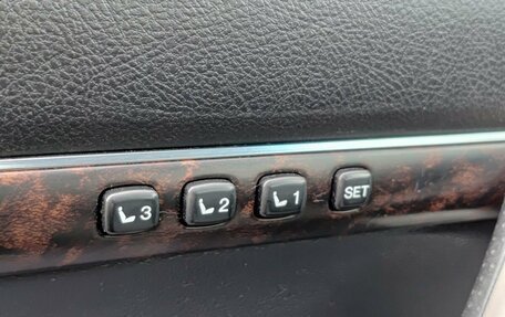 Toyota Land Cruiser 200, 2011 год, 2 990 000 рублей, 24 фотография