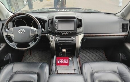 Toyota Land Cruiser 200, 2011 год, 2 990 000 рублей, 17 фотография