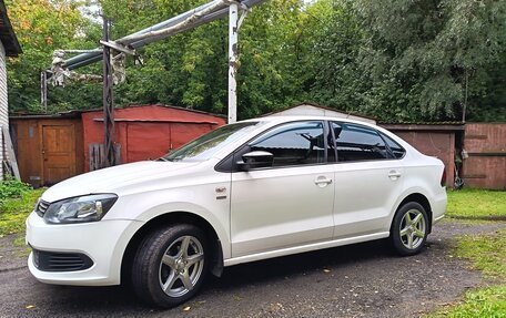 Volkswagen Polo VI (EU Market), 2013 год, 670 000 рублей, 2 фотография