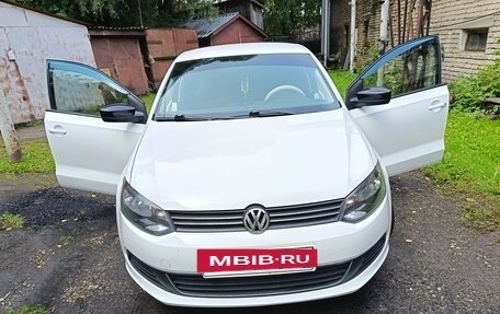 Volkswagen Polo VI (EU Market), 2013 год, 670 000 рублей, 5 фотография