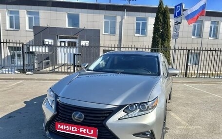 Lexus ES VII, 2015 год, 2 398 000 рублей, 1 фотография