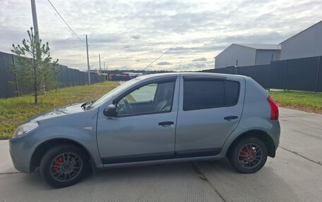Renault Sandero I, 2010 год, 480 000 рублей, 2 фотография