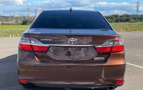 Toyota Camry, 2017 год, 2 450 000 рублей, 6 фотография