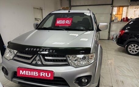 Mitsubishi Pajero Sport II рестайлинг, 2013 год, 1 595 000 рублей, 3 фотография