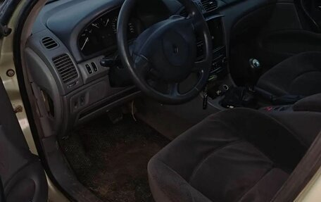 Renault Laguna II, 2002 год, 150 000 рублей, 6 фотография