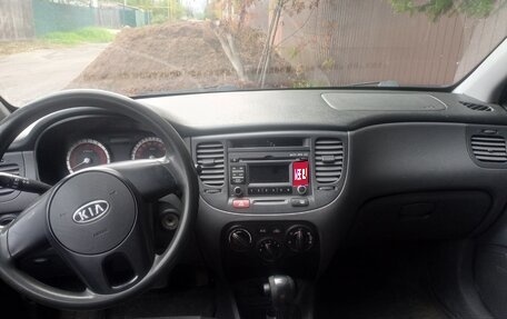 KIA Rio II, 2011 год, 700 000 рублей, 1 фотография