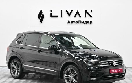 Volkswagen Tiguan II, 2018 год, 2 485 000 рублей, 1 фотография