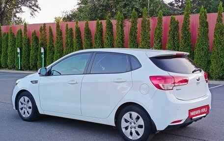 KIA Rio III рестайлинг, 2015 год, 990 000 рублей, 7 фотография