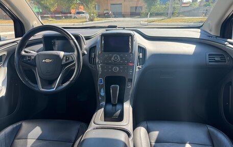 Chevrolet Volt I, 2013 год, 1 030 000 рублей, 12 фотография