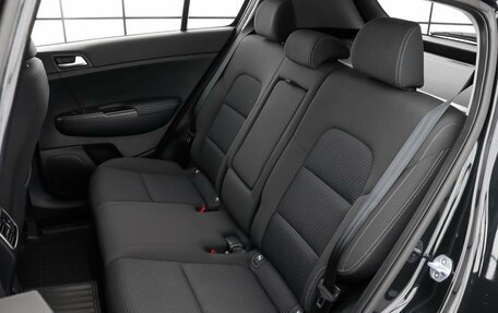KIA Sportage IV рестайлинг, 2018 год, 2 599 000 рублей, 10 фотография