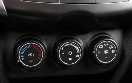 Mitsubishi ASX I рестайлинг, 2013 год, 1 420 000 рублей, 14 фотография