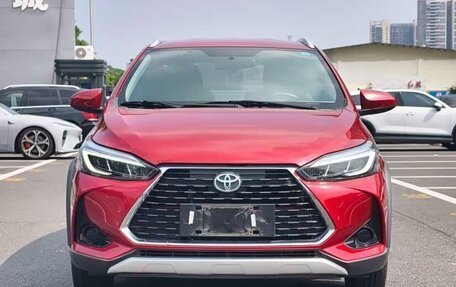 Toyota Yaris XP150 рестайлинг, 2022 год, 1 025 325 рублей, 2 фотография