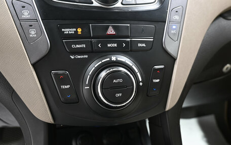 Hyundai Santa Fe III рестайлинг, 2013 год, 1 745 000 рублей, 16 фотография
