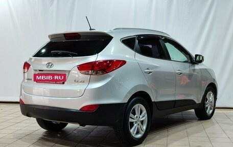 Hyundai ix35 I рестайлинг, 2013 год, 1 300 000 рублей, 5 фотография