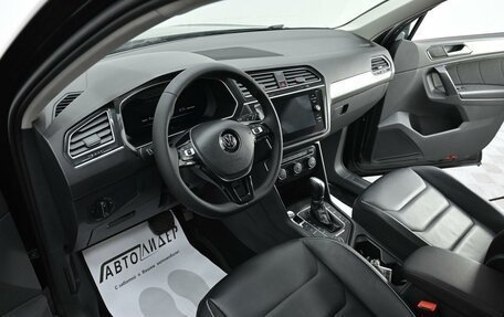 Volkswagen Tiguan II, 2018 год, 2 485 000 рублей, 6 фотография