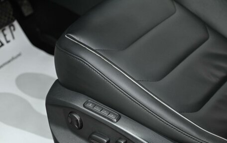Volkswagen Tiguan II, 2018 год, 2 485 000 рублей, 12 фотография