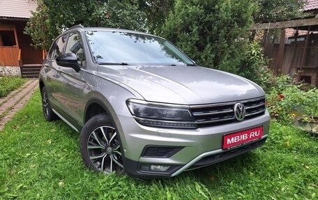 Volkswagen Tiguan II, 2020 год, 2 440 000 рублей, 1 фотография