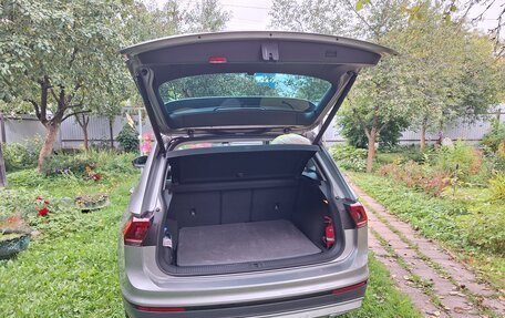Volkswagen Tiguan II, 2020 год, 2 440 000 рублей, 4 фотография