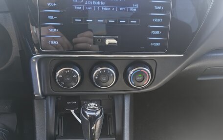 Toyota Corolla, 2017 год, 1 499 999 рублей, 9 фотография