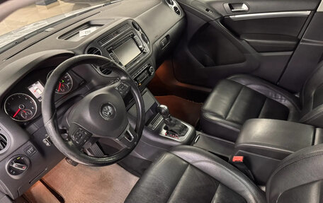 Volkswagen Tiguan I, 2012 год, 1 299 000 рублей, 10 фотография