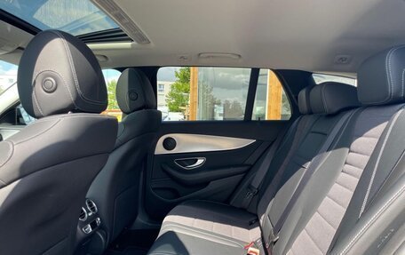Mercedes-Benz E-Класс, 2020 год, 4 950 000 рублей, 6 фотография