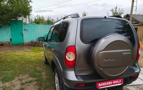 Chevrolet Niva I рестайлинг, 2015 год, 750 000 рублей, 5 фотография