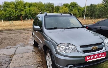 Chevrolet Niva I рестайлинг, 2015 год, 750 000 рублей, 7 фотография