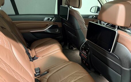 BMW X7, 2021 год, 9 989 800 рублей, 5 фотография