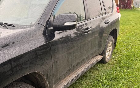Toyota Land Cruiser Prado 150 рестайлинг 2, 2012 год, 2 600 000 рублей, 3 фотография