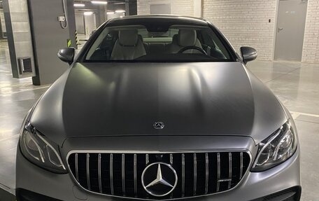 Mercedes-Benz E-Класс, 2018 год, 5 000 000 рублей, 2 фотография