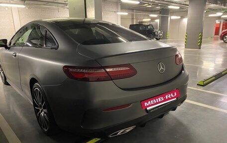 Mercedes-Benz E-Класс, 2018 год, 5 000 000 рублей, 6 фотография
